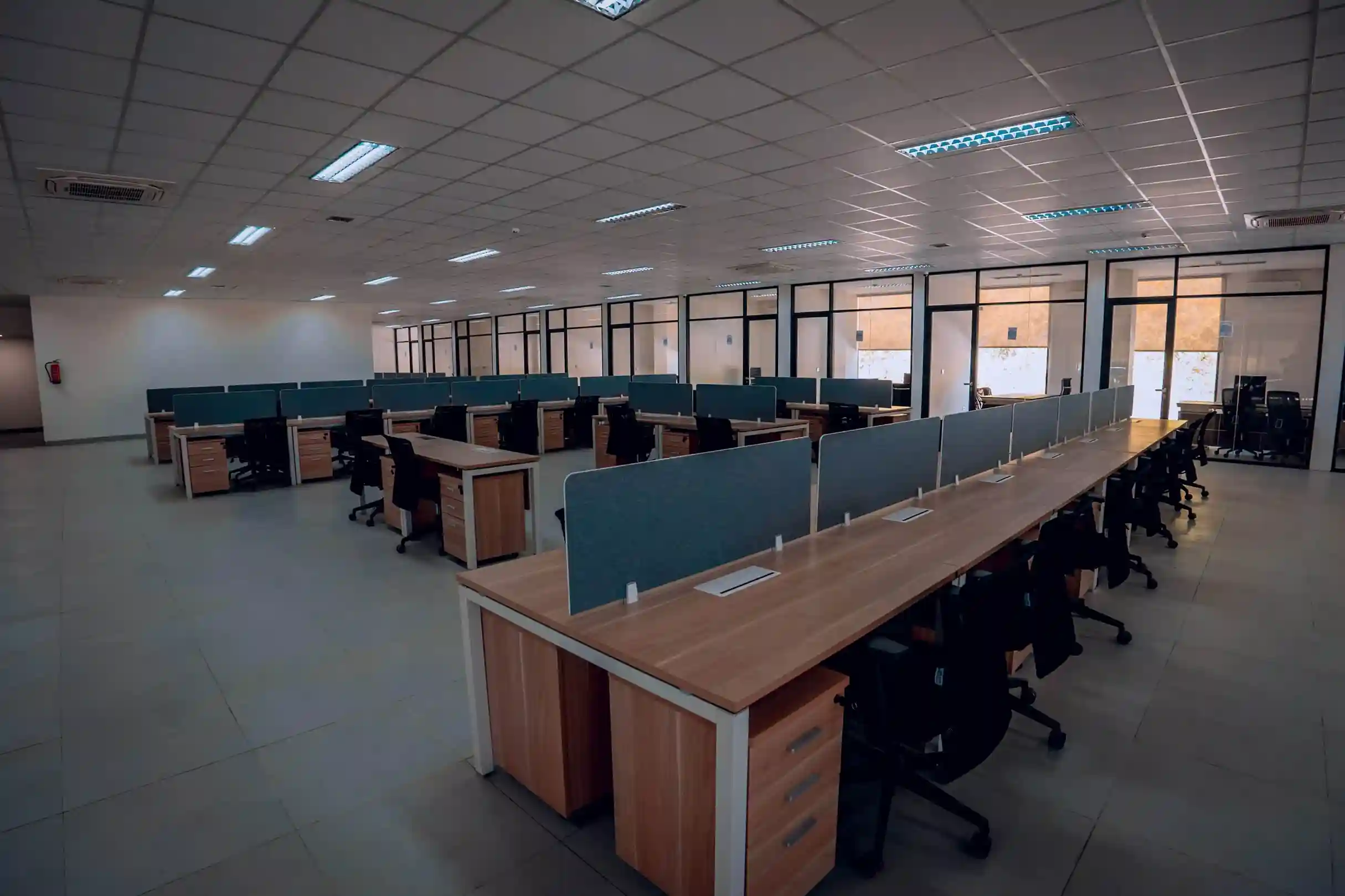 Pembelian Borongan Inventaris Kantor Bekas Jakarta
